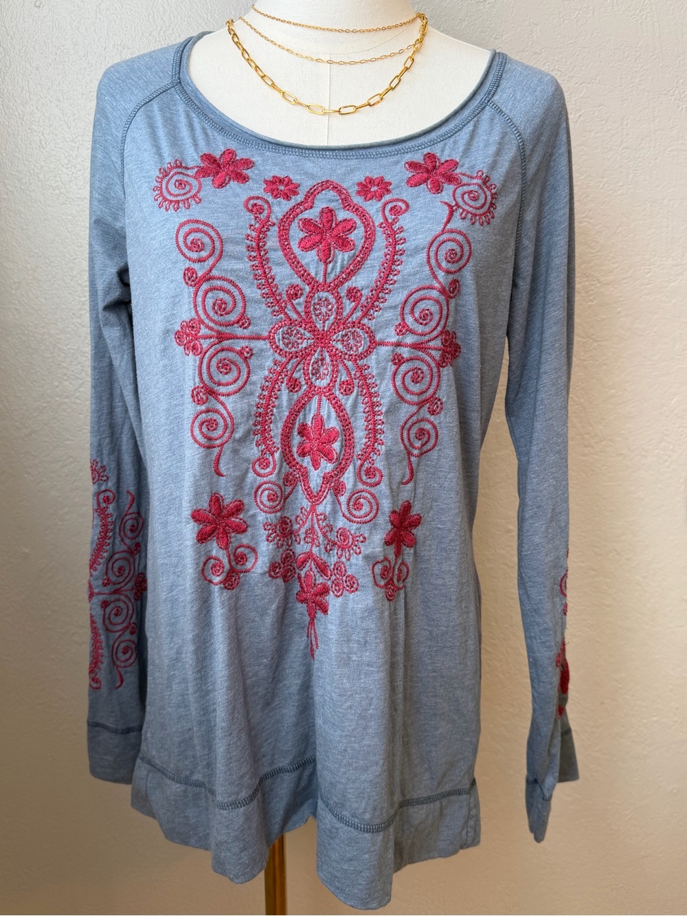 Johnny Was Los Angeles Embroidered Long Sleeve Blue Top Size Medium